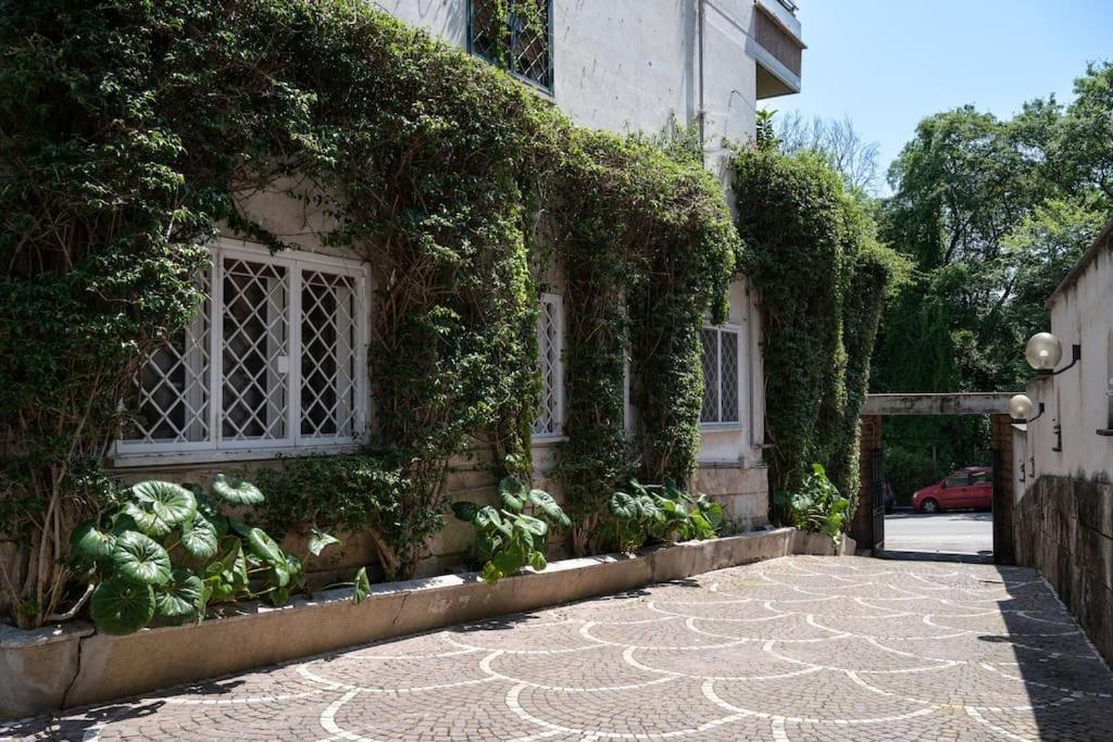 Casa Bouganville - St. Peter Romantic Apartment Esterno foto